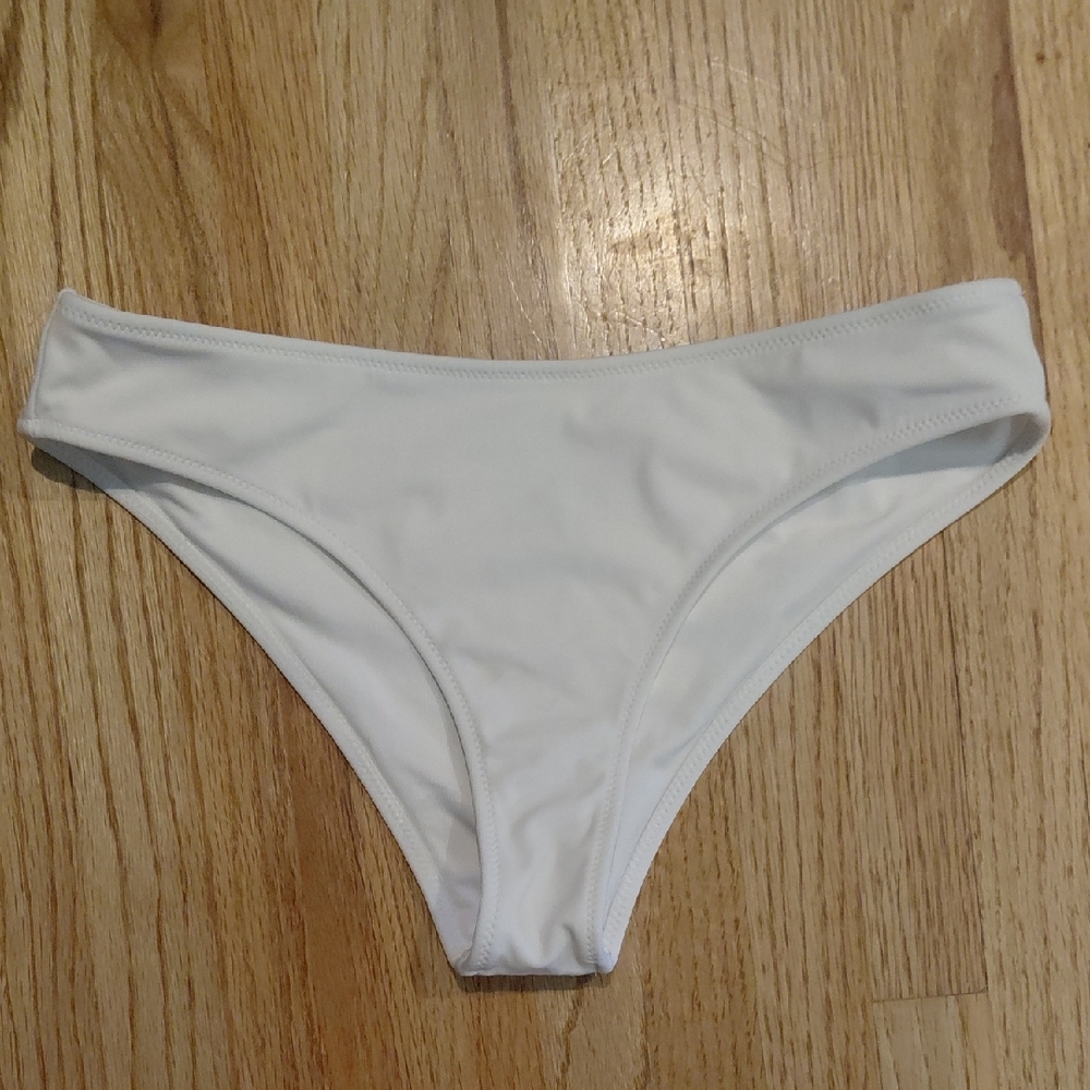 Shade & Shore White Bikini Swim Set